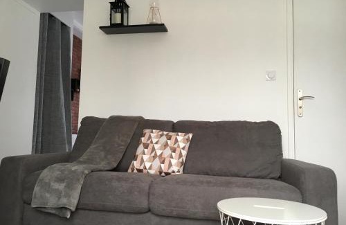 Carrieres-sur-Seine Apartamento | SWEET APARTMENT CARRIERES - 1 chambre - 4 Pers - Wifi