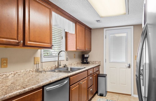 The Dunes Casa | Sweet Beach Retreat at Summer Cottages - 3 Bed/2 Bath Cottage w/ Community Pool - Close to Beach!!!