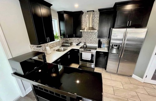 Frankford Casa | Sweet Casa - Fully Equipped 4BR & Free Parking