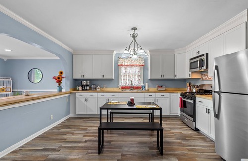 Warrenton Casa | Sweet Cherry Escape | JZ Vacation Rentals