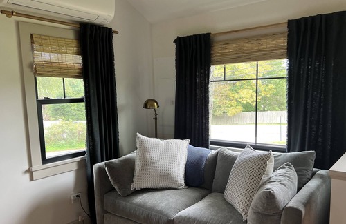 Lincolnville Cabaña | Sweet Cottage close to beach, 5 min from Camden