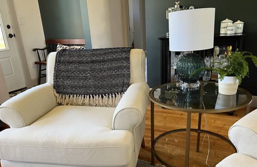 Lincolnville Cabaña | Sweet Cottage close to beach, 5 min from Camden
