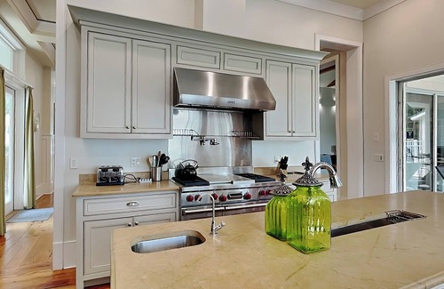 Crystal Shores Casa | Crystal Beach Home ~ Piscina privada ~ Cerca de la playa!