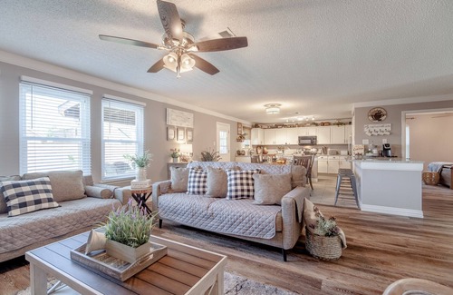 Grand Prairie Casa | Sweet Escape Homes: 3000sf Rustic Modern Home - Center of Dallas & FW