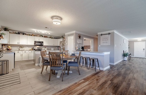 Grand Prairie Casa | Sweet Escape Homes: 3000sf Rustic Modern Home - Center of Dallas & FW