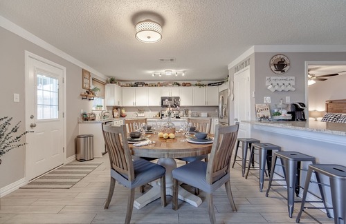 Grand Prairie Casa | Sweet Escape Homes: 3000sf Rustic Modern Home - Center of Dallas & FW