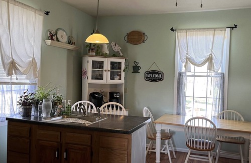 St. Clair County Casa | Sweet Farm Stay