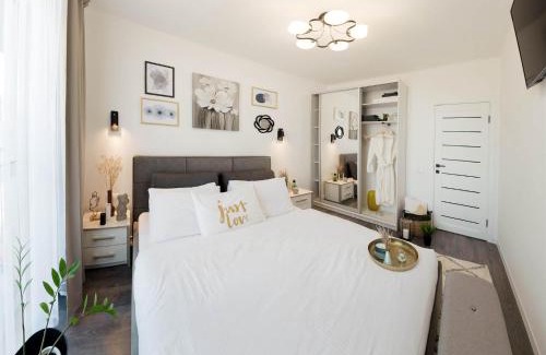 Lviv Apartamento | Sweet Home Avalon