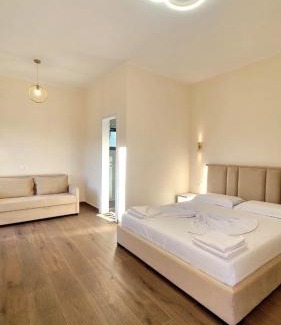 Himare Hotel | Sweet Home Himara
