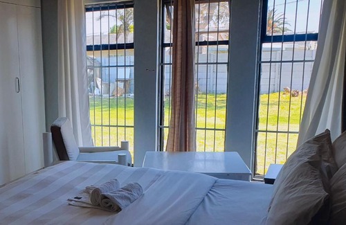 Summerstrand Casa | Sweet Home39 Guest House Summerstrand