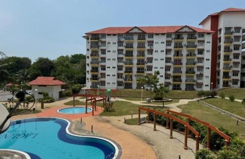Tanjung Tanah Merah Apartamento | Sweet Homestay