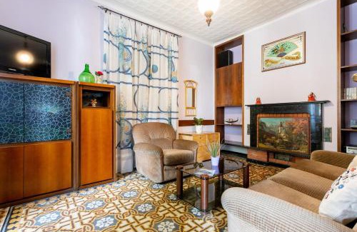 Dongo Apartamento | Sweet Honey Home by Halldis