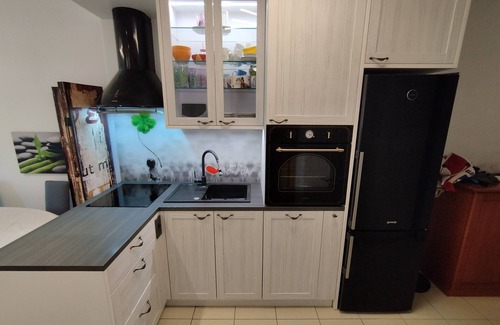 Siska District Condominio | Sweet Lori Apartment
