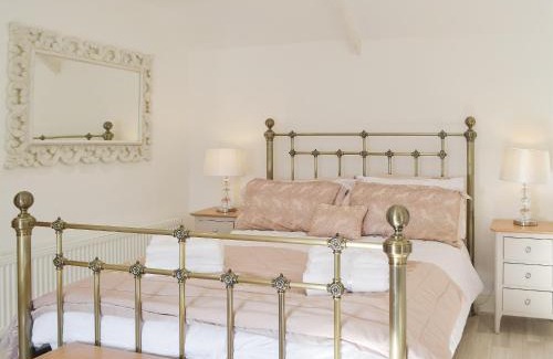 Llanelli Casa | Sweet Pea Cottage