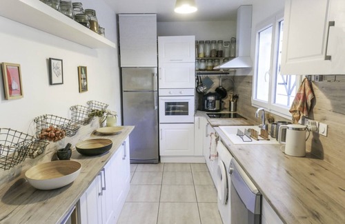 Ceyras Casa | Sweet private home with pool and 3 rooms