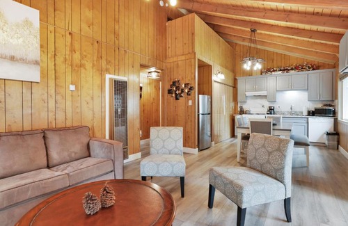 Big Bear Lake Casa | Sweet Retreat 1- Cozy Relaxing Resort Cabin