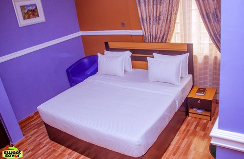 Igando Hotel | Sweet Savor Hotels and Suites Annex