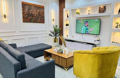 Surulere Apartamento | Sweet Serenity with Lagos View