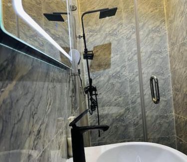 Surulere Apartamento | Sweet Serenity with Lagos View