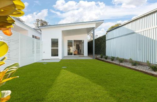 Bathurst Casa | Sweet Seymour - 3 Bed 2 Bath Cosy & Modern Home