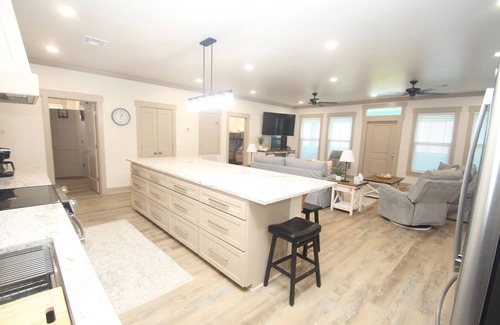 Golden Meadow Casa | Sweet Shangri-La - Coastal Realty Group