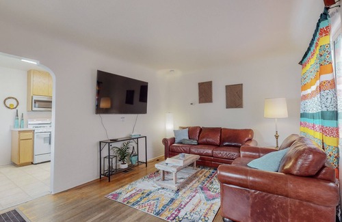 Nob Hill Condominio | Sweet simple 2bd/1ba in Nob Hill