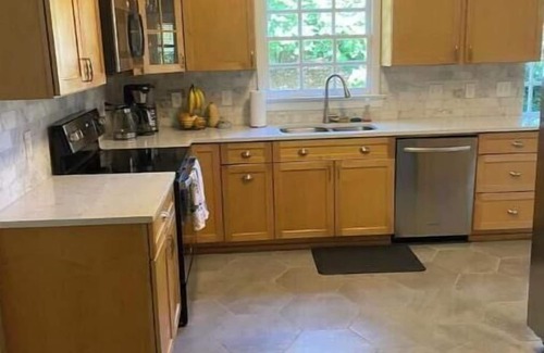 Winston - Salem Casa | Sweet Southern Dream - 3 Bed, 2.5 Bath, & Office