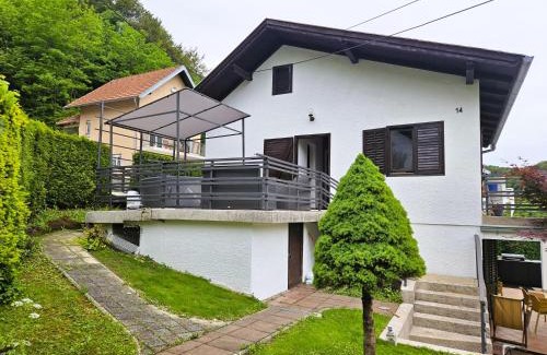 Tuheljske Toplice Casa | Sweet Spot Holiday home 700 m from Terme
