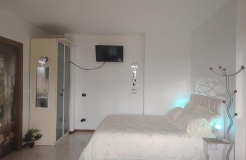Cassina de' Pecchi Apartamento | SWEET STAY - WiFi gratuito, Metro vicinanze, Garage & Bikes - su richiesta