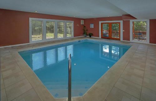 Cosby Apartamento | Sweet Tranquility Pool Lodge