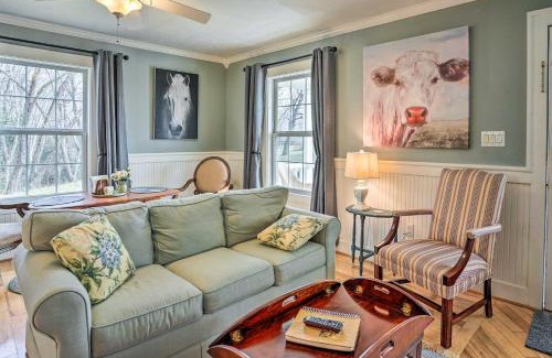 Loretto Casa | Sweet Vacation Cottage with Deck and Grill!