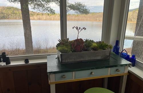 Stoneham Cabaña | Sweet waterfront cottage, stunning sunsets, private, sleeps 4-8