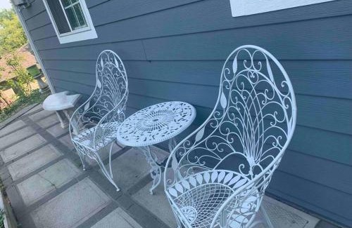 Salmon Arm Apartamento | Sweetest Suite Downtown