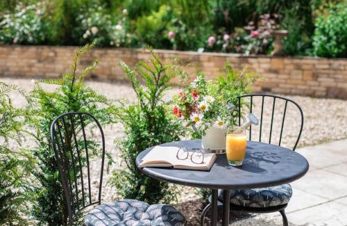 Bourton Casa | Sweetslade Cottage