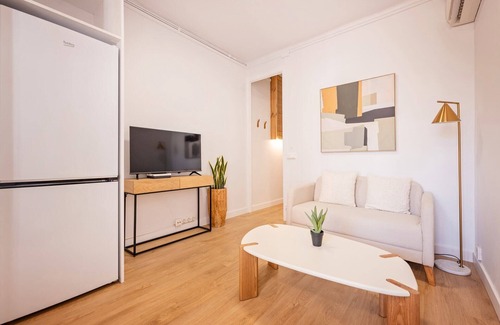 La Sagrada Familia Apartamento | Sweett | Rosemarine II