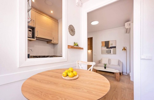 La Sagrada Familia Apartamento | Sweett | Rosemarine II