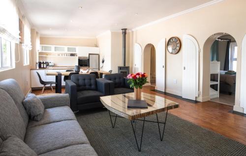 Drakenstein Casa | Sweetwater Guesthouse