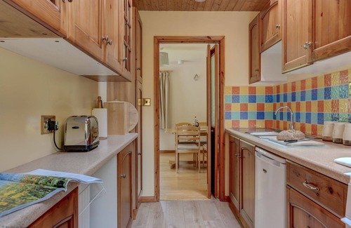 Whichford Cabaña | Swereview Cottage | Swerford Holiday Let | 2 Beds & Sleeps 4