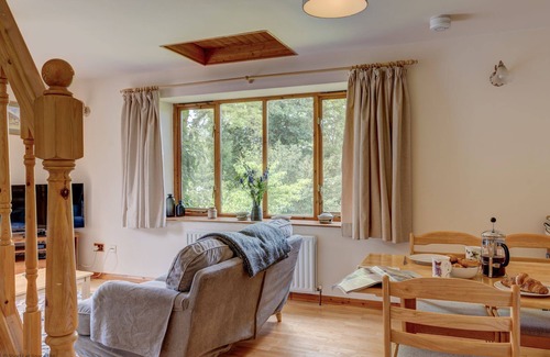 Whichford Cabaña | Swereview Cottage | Swerford Holiday Let | 2 Beds & Sleeps 4