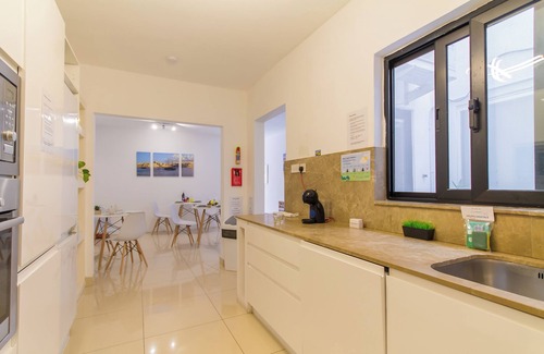 Swieqi Hotel | Villa Swieqi with shared room nb1