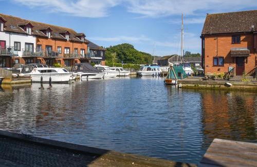 Horning Casa | Swift Cottage