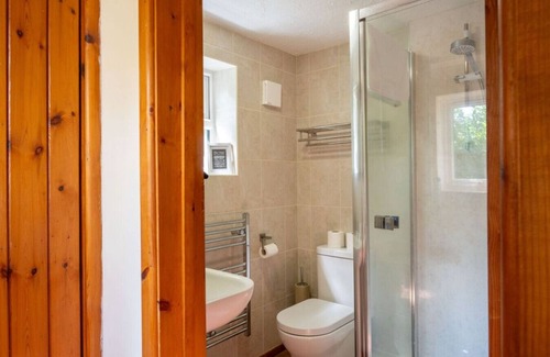 Rackheath Cabaña | Swift Host Barn Cottage Rural Barn near the Norfolk Broads