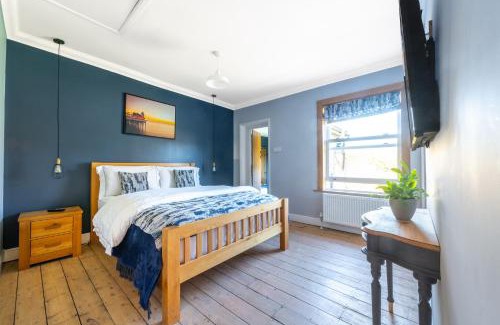 Thorpe St Andrew Casa | Swift Host - Flint Cottage - 2 Bedroom - Close to River - Parking