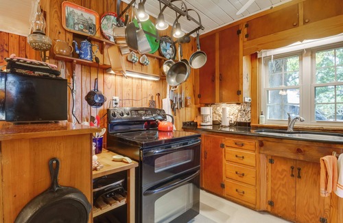 Afton Apartamento | Swim Dock + Views: Lakefront Afton Vacation Rental