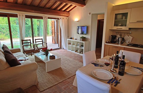 Foligno Casa | Holiday Home in Foligno With Pool & BBQ