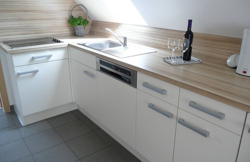 Ailingen Apartamento | Luminoso apartamento nuevo en Ailingen