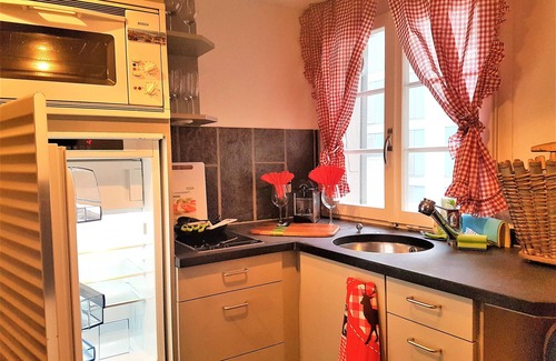 Hochschulen Apartamento | swiss Chalet style studio - top located