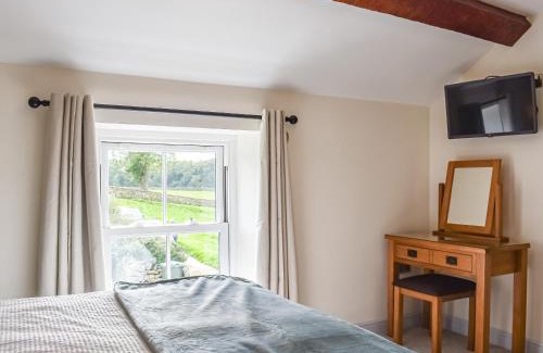 Lancaster Casa | Swiss Cottage