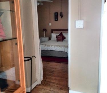 Camps Bay Casa | Swiss Cottage Guest House