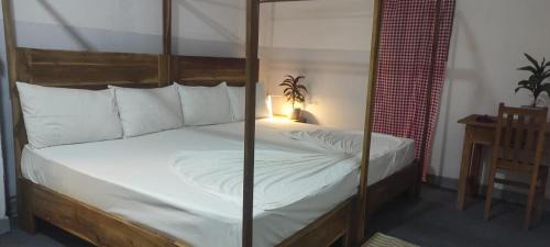 Uppuveli Hotel | Swiss kiss beach resort